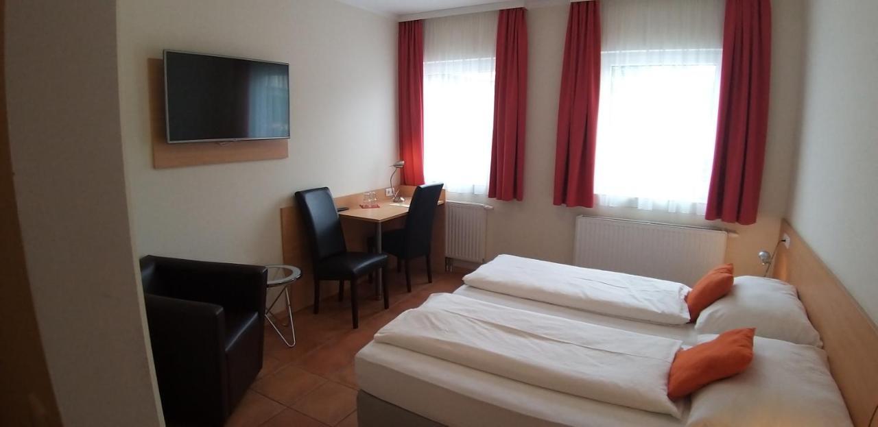 Hotel Denk Bed & Breakfast Vorchdorf Esterno foto
