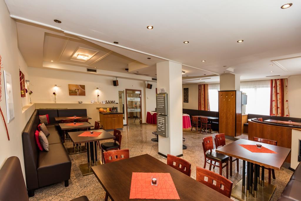 Hotel Denk Bed & Breakfast Vorchdorf Esterno foto