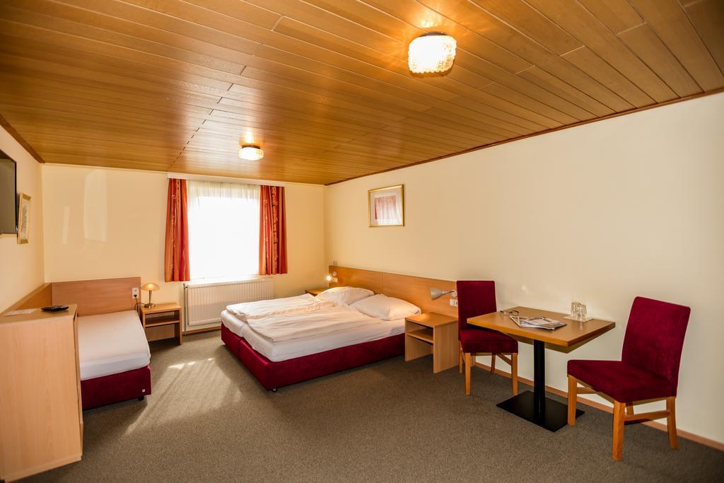 Hotel Denk Bed & Breakfast Vorchdorf Esterno foto