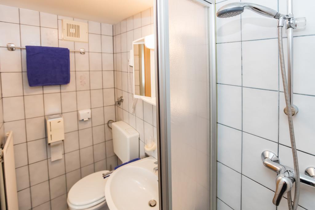 Hotel Denk Bed & Breakfast Vorchdorf Esterno foto